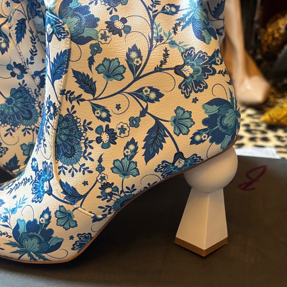 Floral Blue and White Women's Boots - Picture 2 of 8